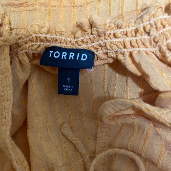 TORRID Gauze Lace-Up Peasant Top SZ  1 - Picture 7 of 7